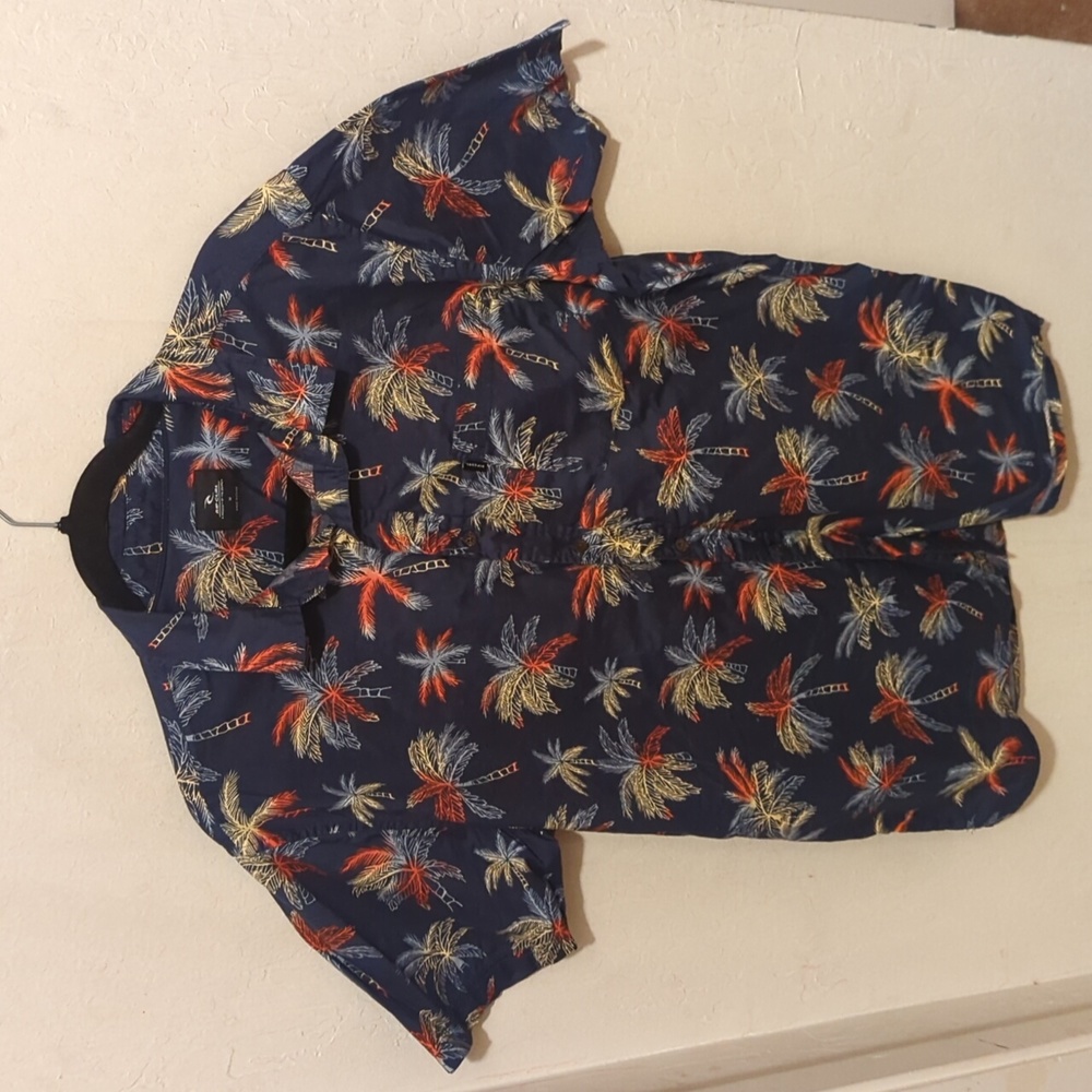 Rip Curl Button Down Shirt Palm Trees Size Medium - image 1